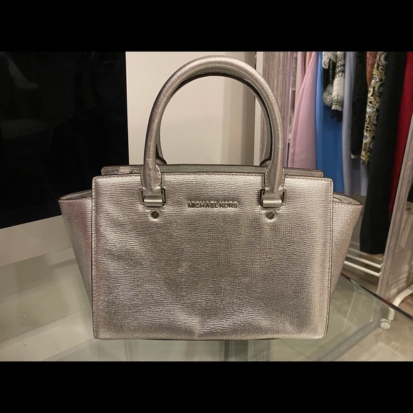 Michael Kors Selma Satchel silver - Picture 2 of 7